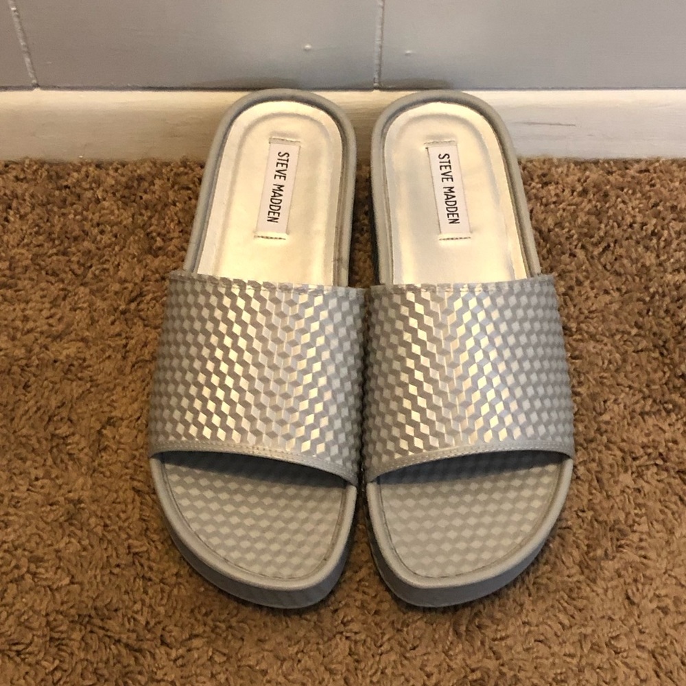 Steve Madden Platform Slides